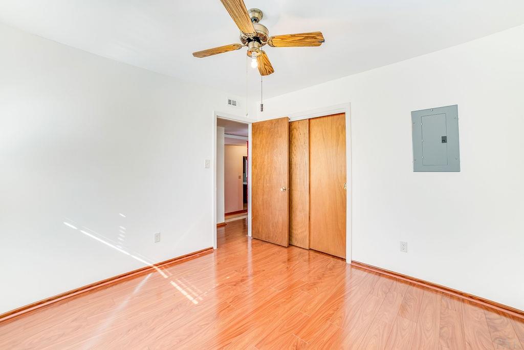 1001 East Montclair Road Pensacola, FL 32505 - Photo 8 of 42 Gallery Image 8