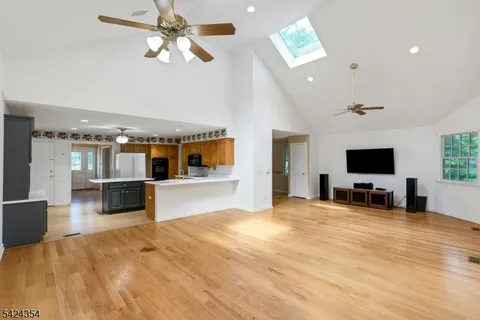 $1,250,000 | 24 Stockade Road, Warren, NJ 07059