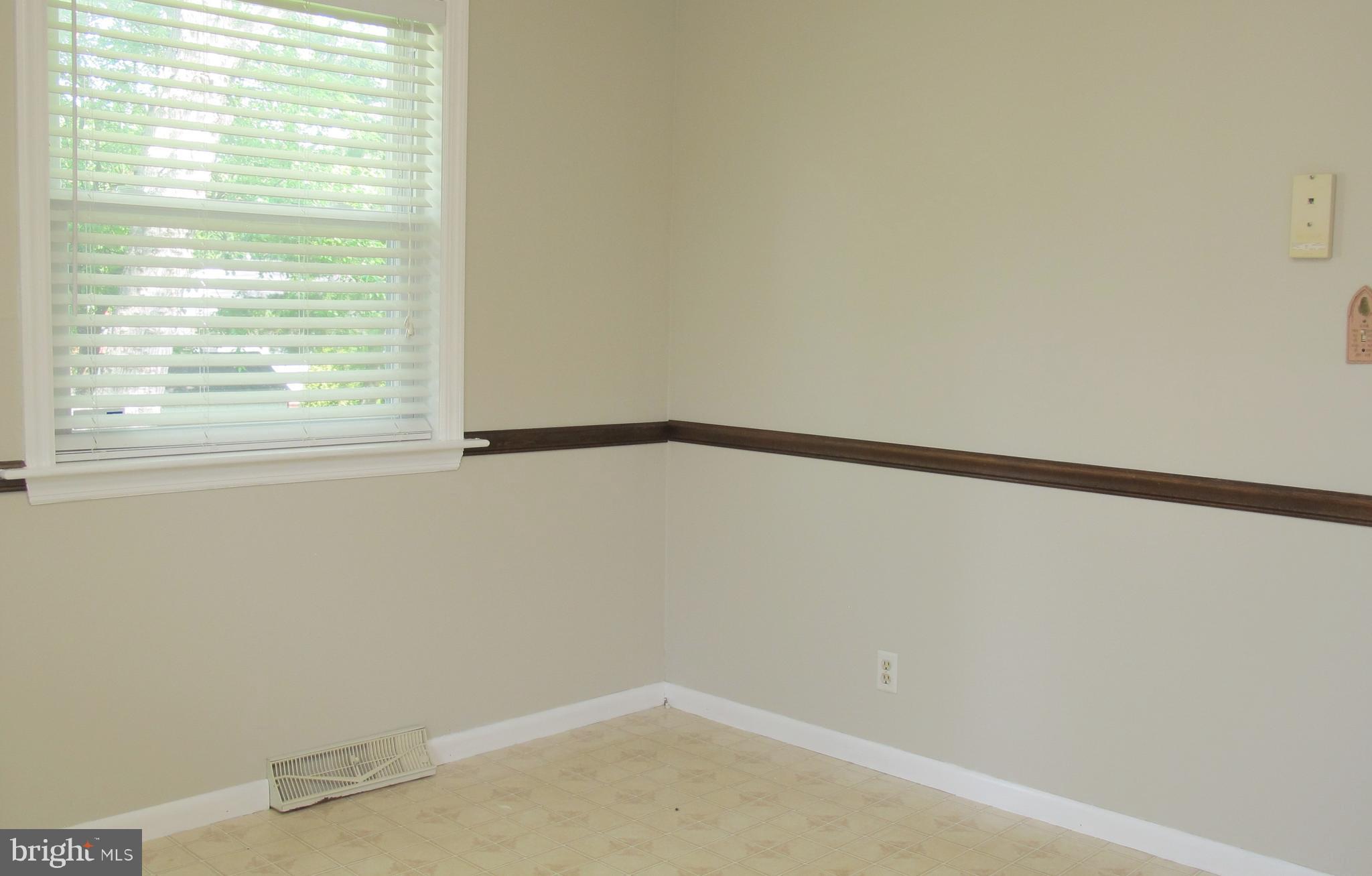 421 Pomona Road Cinnaminson, NJ 08077 - Photo 11 of 27 Breakfast Nook