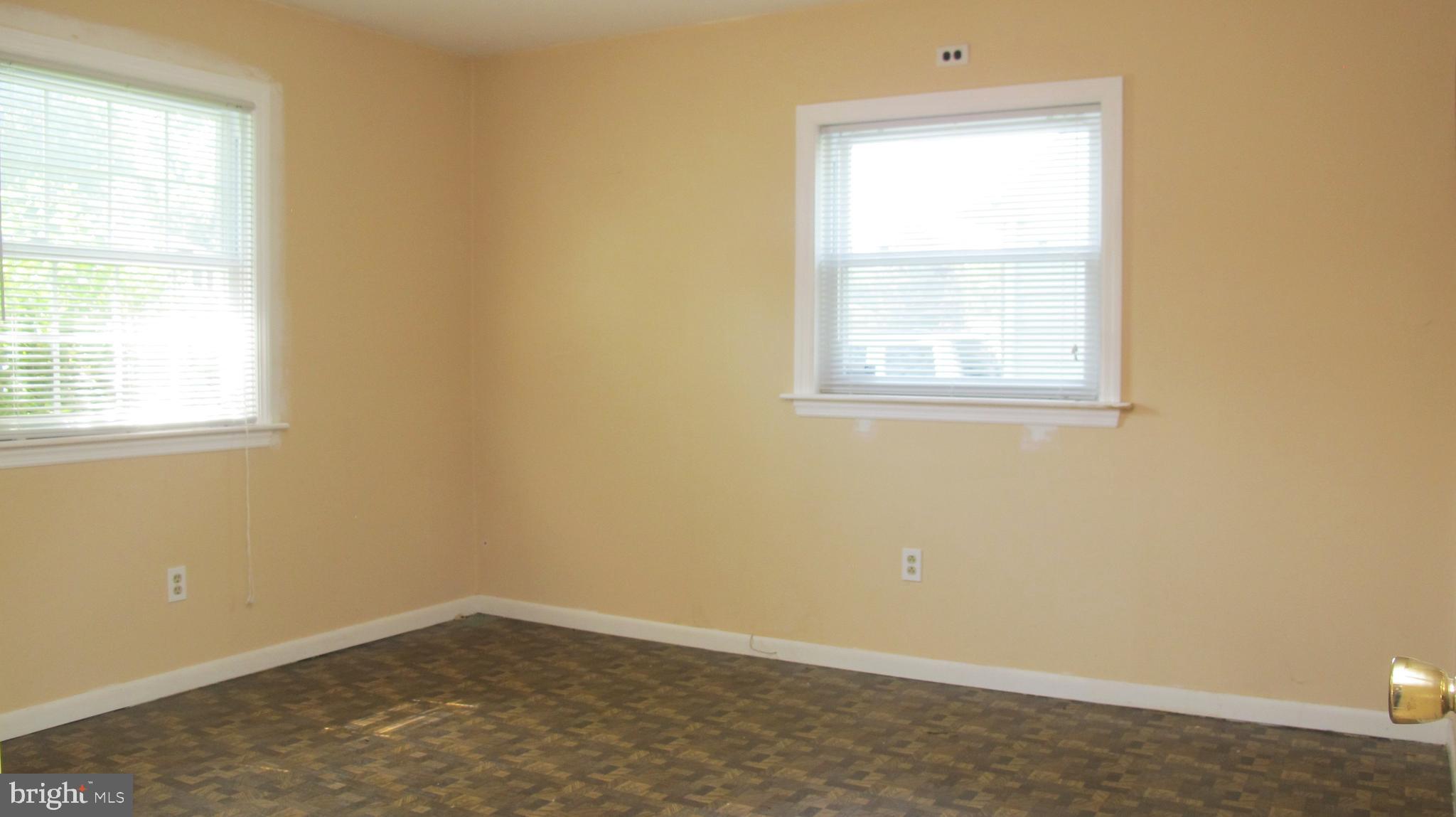421 Pomona Road Cinnaminson, NJ 08077 - Photo 15 of 27 BONUS Office