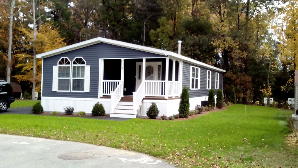 16 Hagop Road Salem, NH 03079 - Photo 1 of 8 Gallery Image 1