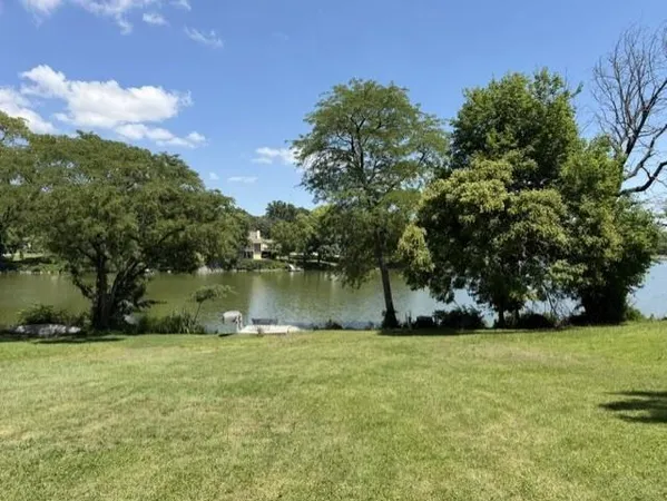 $415,000 | 6829 Lakeshore Drive, Raytown, MO 64133