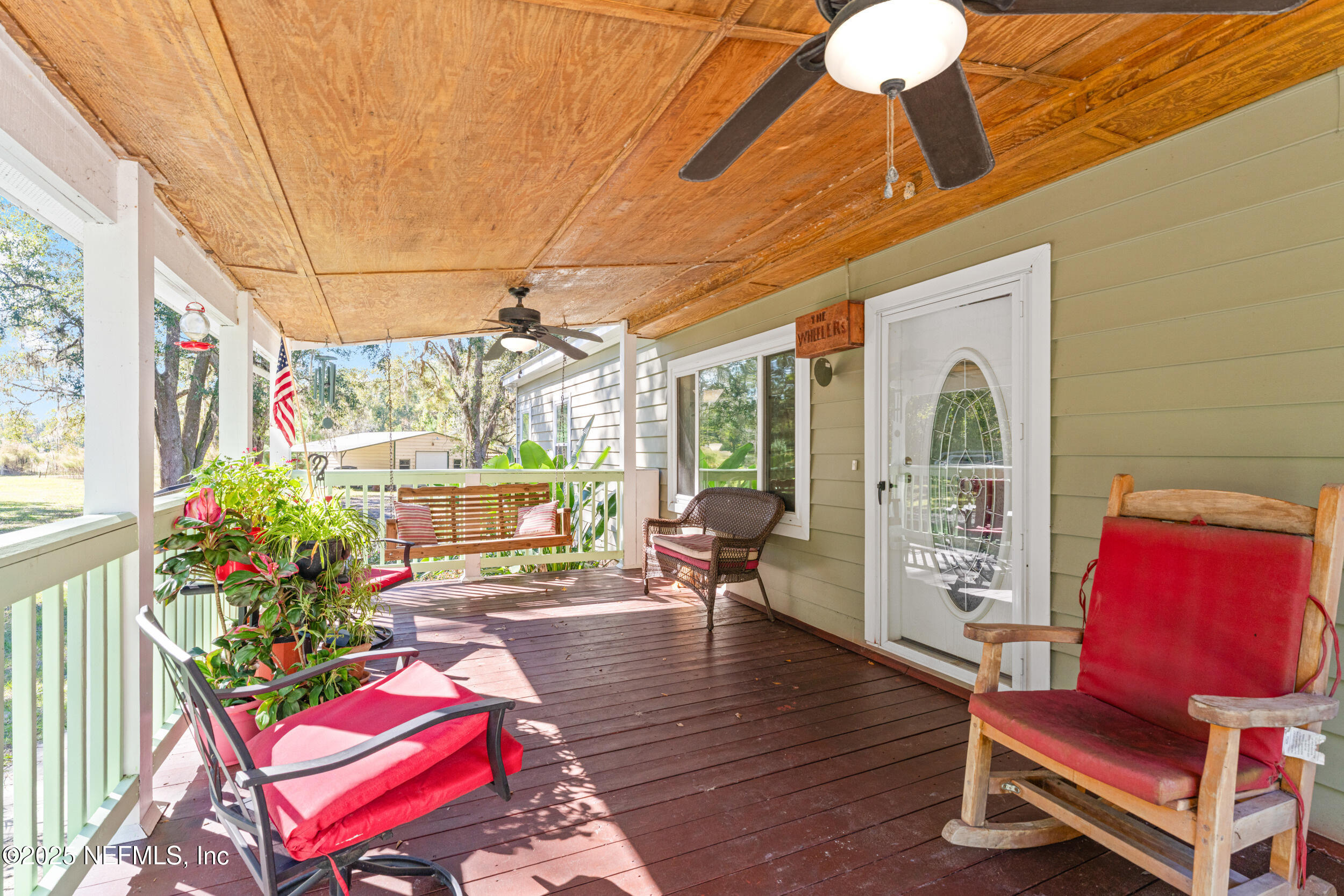1463 Bardin Road Palatka, FL 32177 - Photo 12 of 61 a outdoor living space with furniture