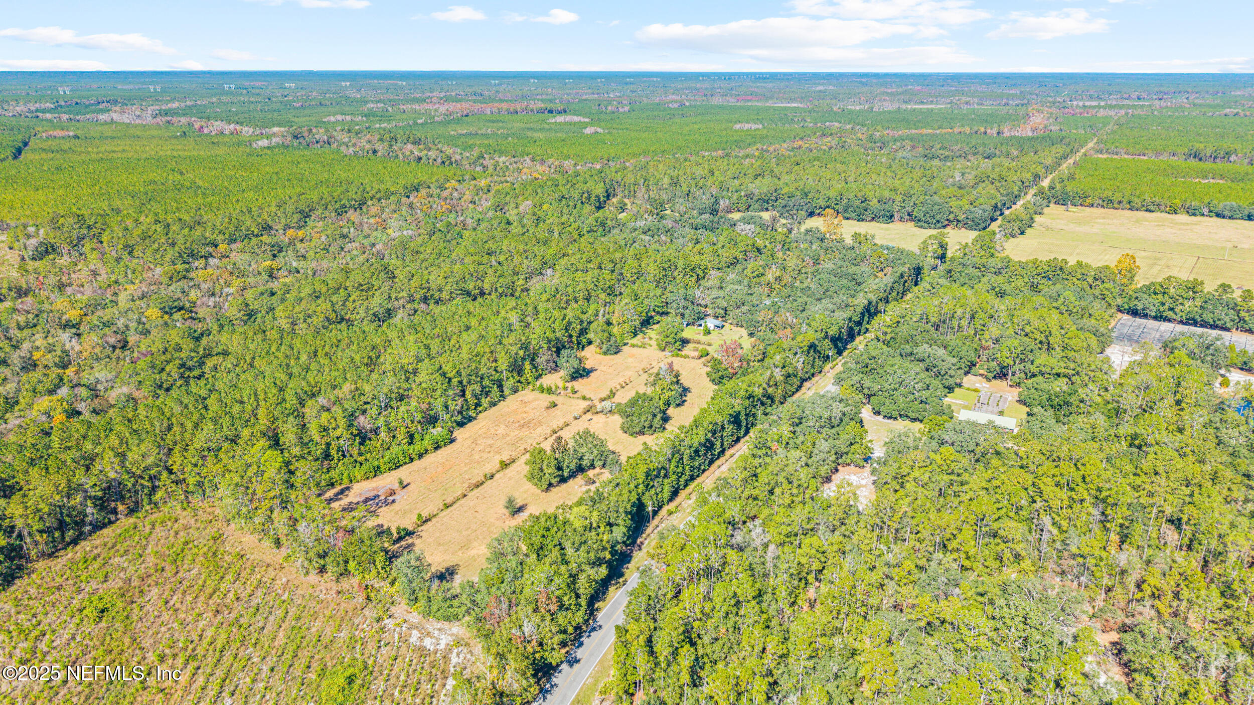 1463 Bardin Road Palatka, FL 32177 - Photo 55 of 61 a view of an ocean and a mountain