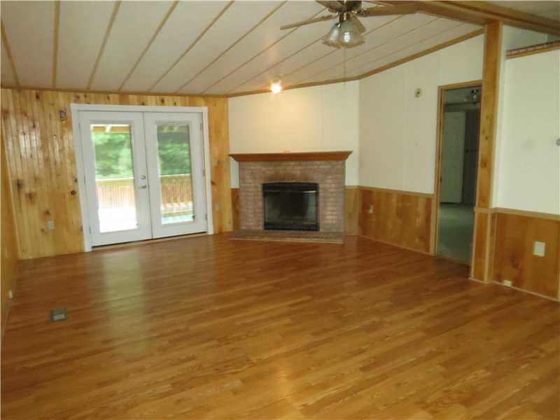 299 Drummond Road Sidney, ME 04330 - Photo 6 of 13 Living Room.