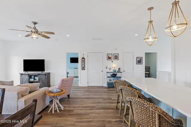 $1,359,000 | 501 Bridgers Avenue, Topsail Beach, NC 28445