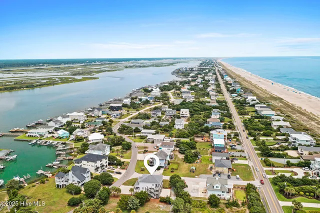 $1,359,000 | 501 Bridgers Avenue, Topsail Beach, NC 28445