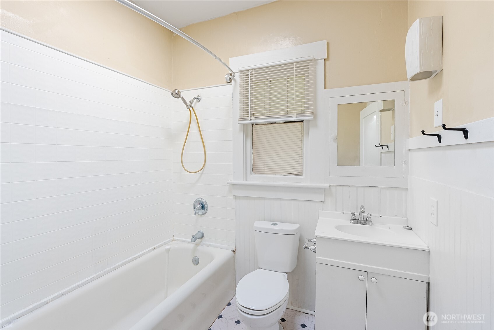 399 East Smith Road Bellingham, WA 98226 - Photo 13 of 40