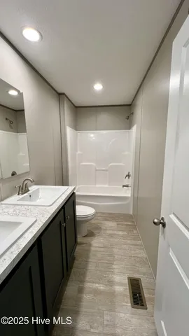 $299,900 | 1908 Rooks Road, Atkinson, NC 28421