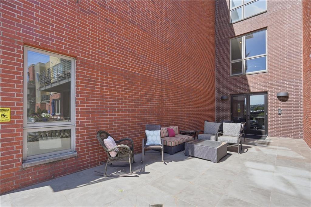 4521 Wornall Road, Unit 211 Kansas City, MO 64111 - Photo 37 of 41