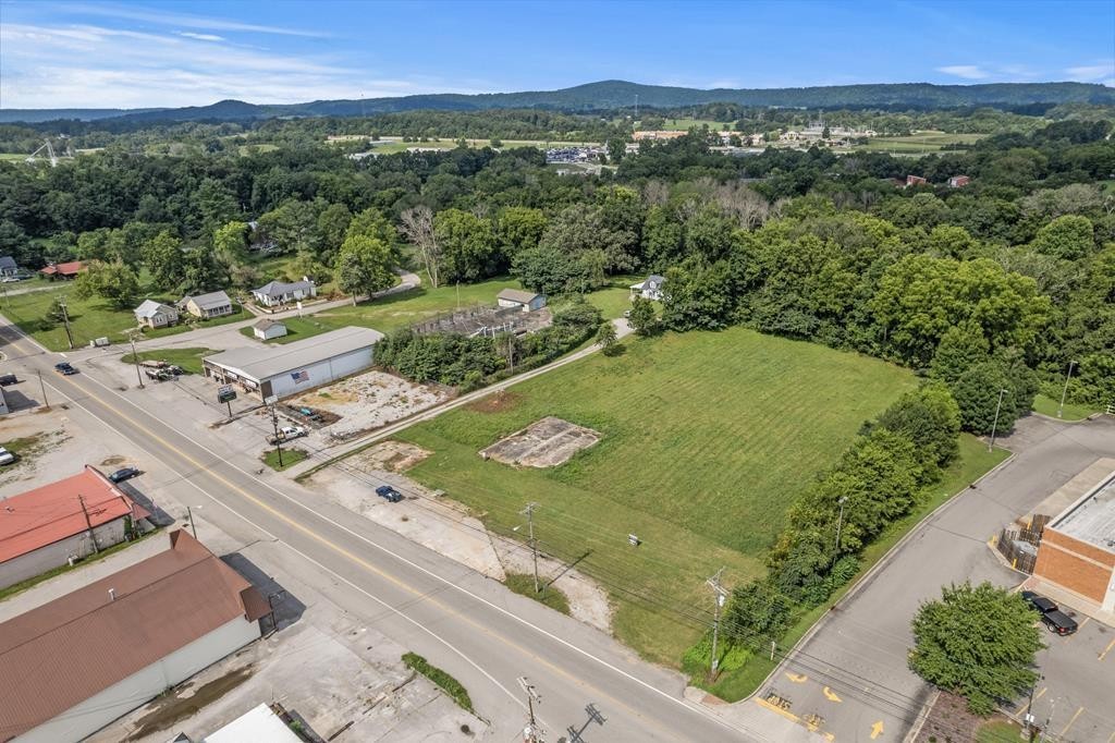 25 Mayberry Street Sparta, TN 38583 - Photo 3 of 16 an aerial view of a residential houses with outdoor space