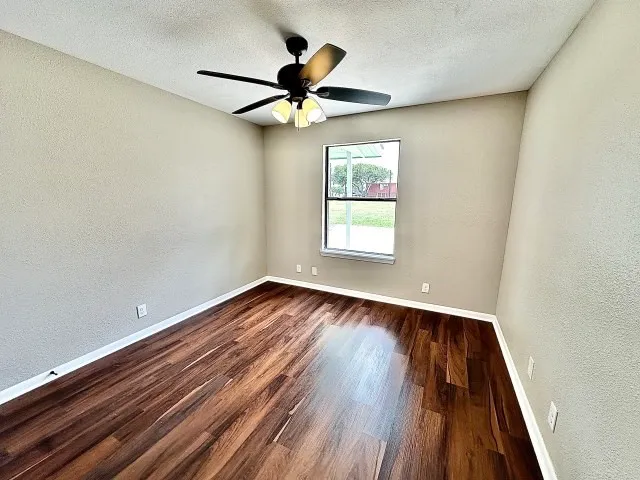 $379,900 | 505 16th Street, Port O'Connor, TX 77982