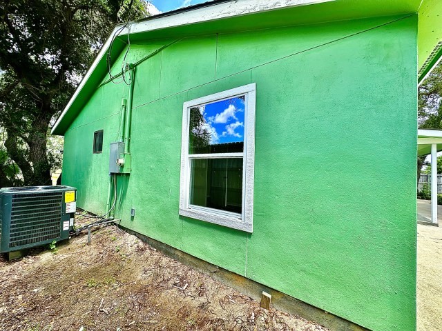 505 16th Street Port O'Connor, TX 77982 - Photo 2 of 17