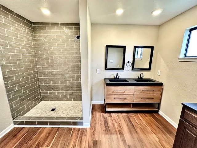 $379,900 | 505 16th Street, Port O'Connor, TX 77982