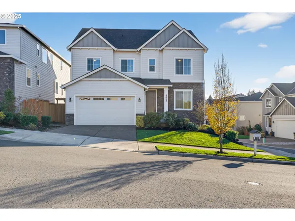 $800,000 | 9863 Southwest Ridge Drive, Beaverton, OR 97007