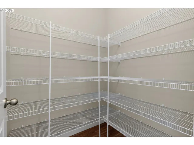 $850,000 | 9863 Southwest Ridge Drive, Beaverton, OR 97007