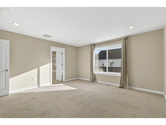 $850,000 | 9863 Southwest Ridge Drive, Beaverton, OR 97007