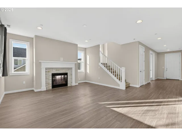 $850,000 | 9863 Southwest Ridge Drive, Beaverton, OR 97007