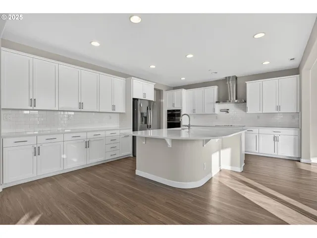 $850,000 | 9863 Southwest Ridge Drive, Beaverton, OR 97007