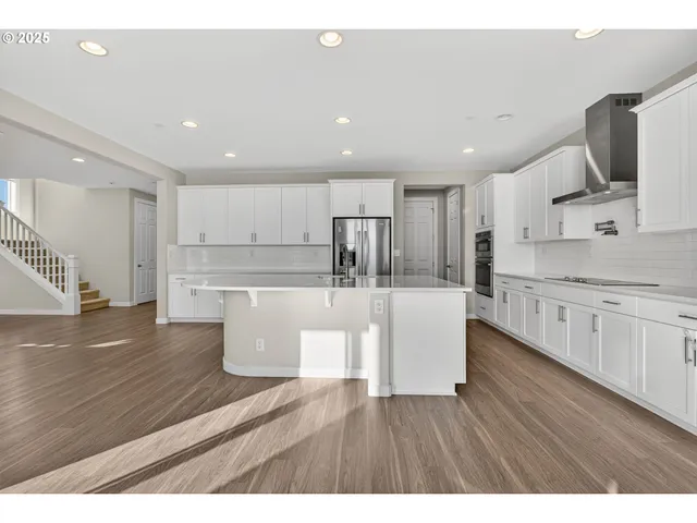 $850,000 | 9863 Southwest Ridge Drive, Beaverton, OR 97007