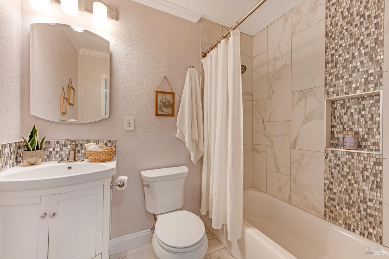 1513 Guerneville Road Santa Rosa, CA 95403 - Photo 14 of 24 Gallery Image 14
