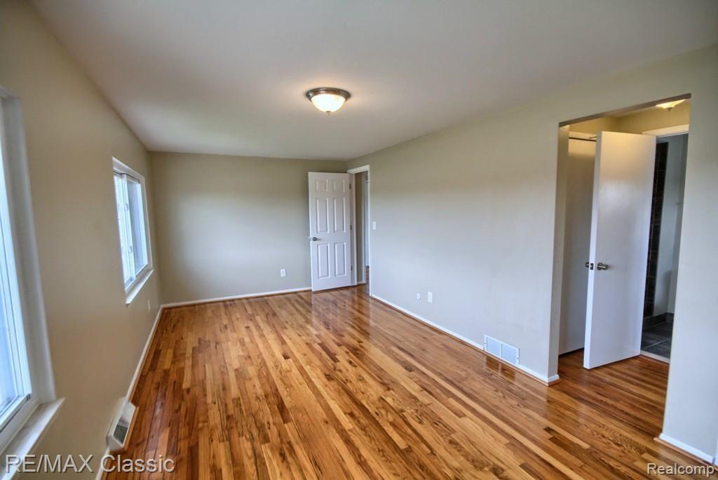 17529 West Thirteen Mile Road Southfield, MI 48076 - Photo 17 of 34 Master Bedroom 2nd View.jpg