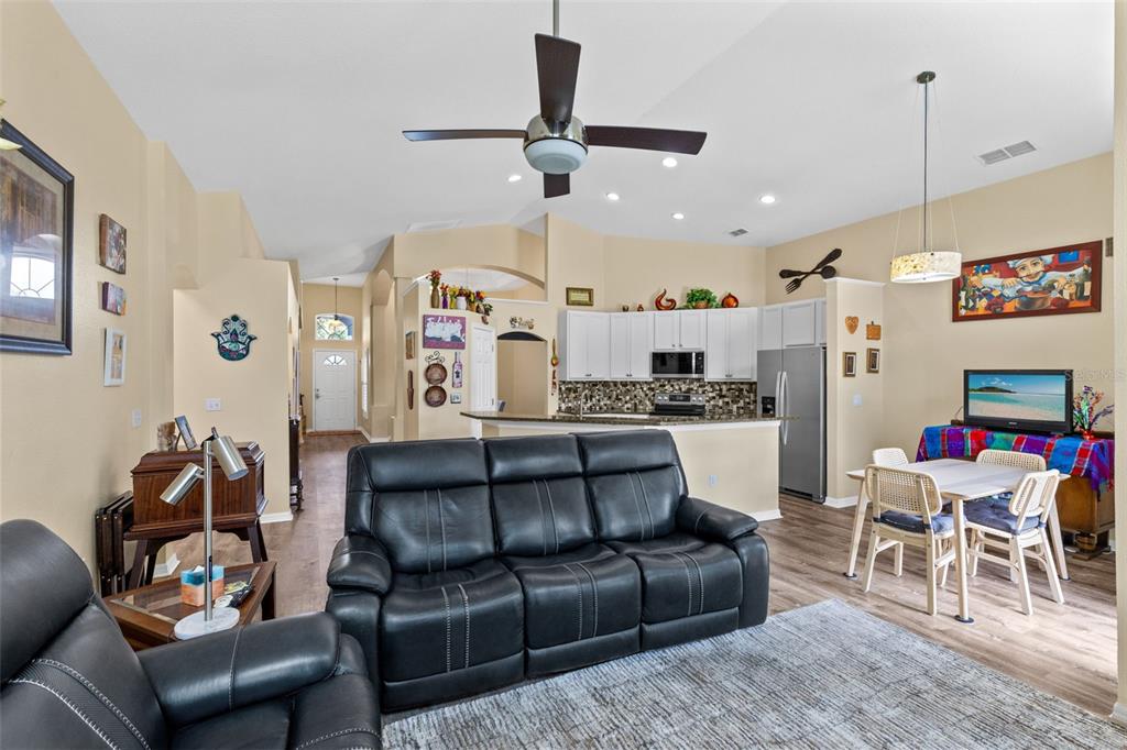 216 Tavestock Loop Winter Springs, FL 32708 - Photo 20 of 25