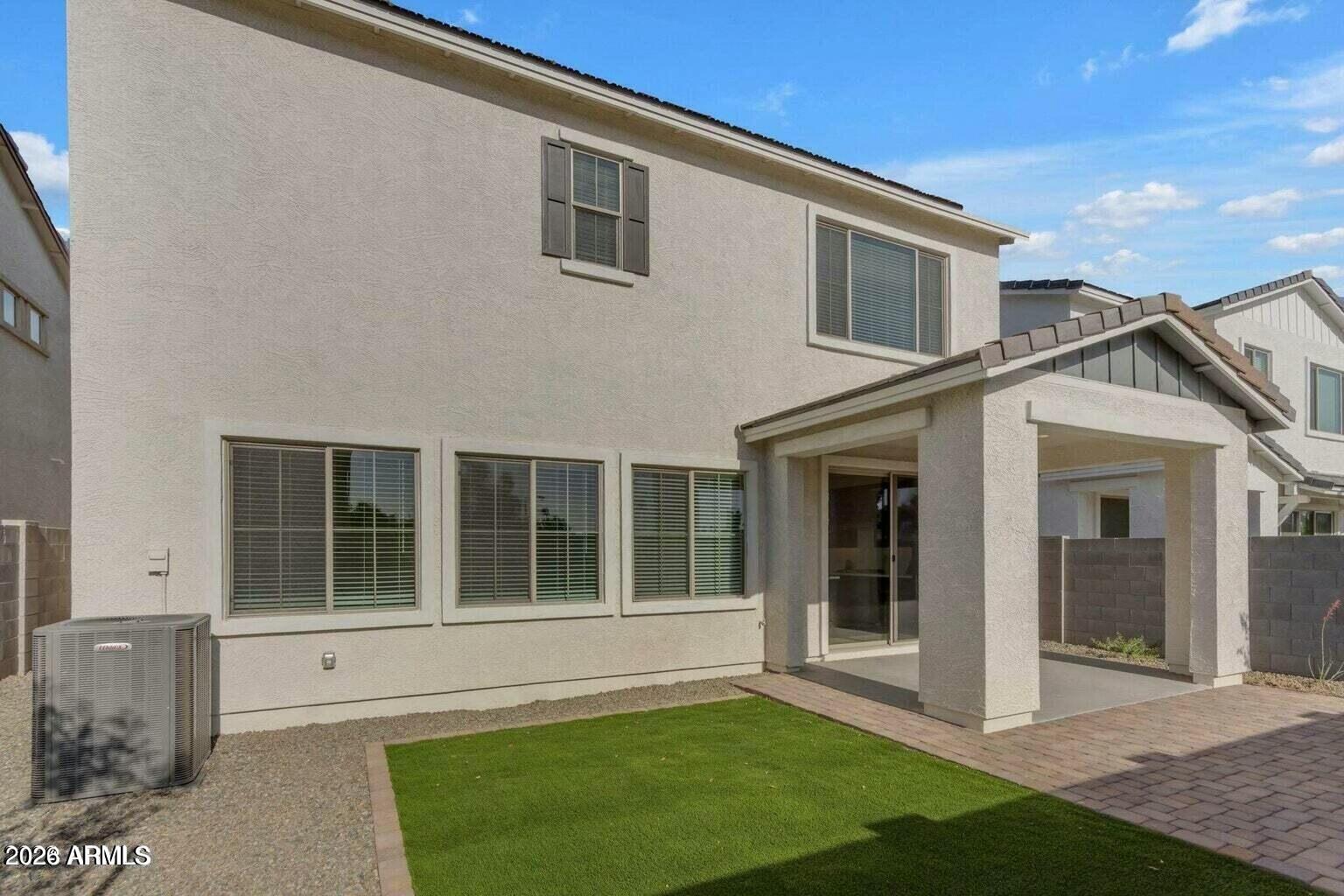 6434 North 17th Street Phoenix, AZ 85016 - Photo 3 of 38 a view of front door and yard
