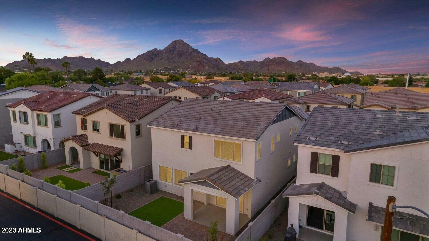 6434 North 17th Street Phoenix, AZ 85016 - Photo 37 of 38 an aerial view of residential houses and outdoor space