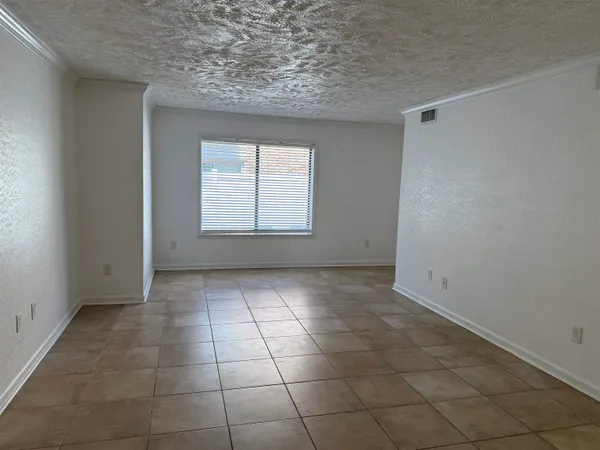 $1,300 | 407 76th Avenue North, Unit A, Myrtle Beach, SC 29572