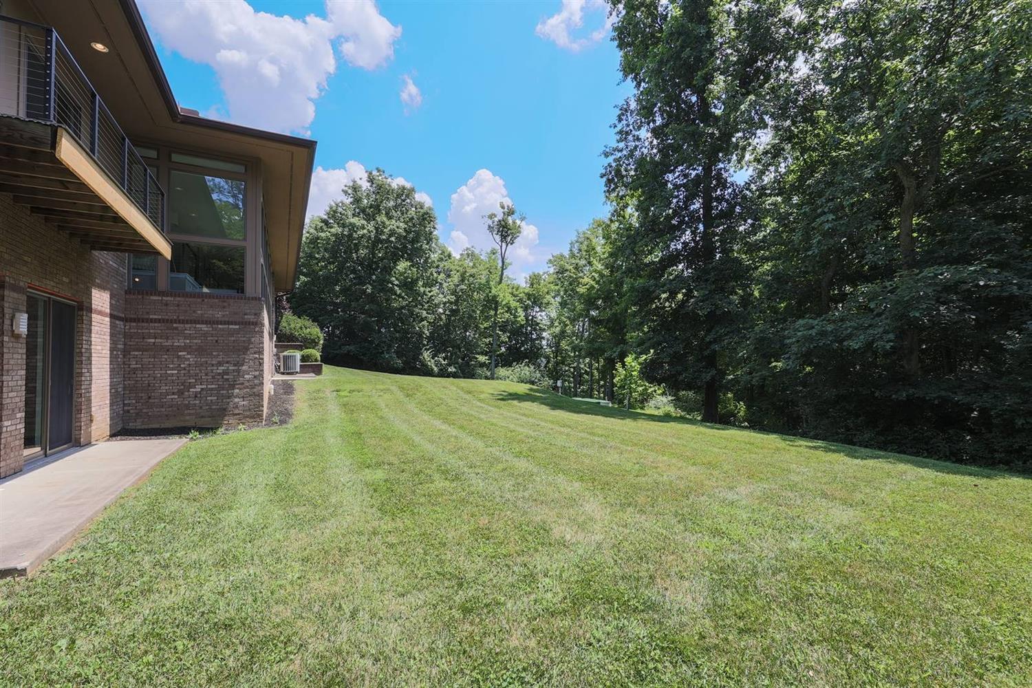 942 Golden Path Cincinnati, OH 45245 - Photo 34 of 50