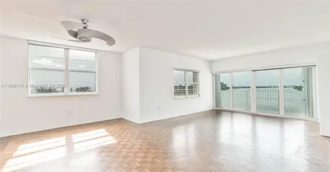 $535,000 | 300 Bayview Drive, Unit 716, Sunny Isles Beach, FL 33160