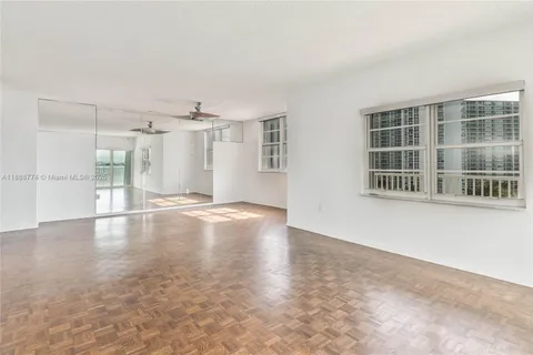 $535,000 | 300 Bayview Drive, Unit 716, Sunny Isles Beach, FL 33160