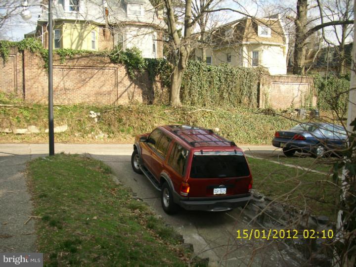 5039 Copley Road Philadelphia, PA 19144 - Photo 3 of 18 View in Back