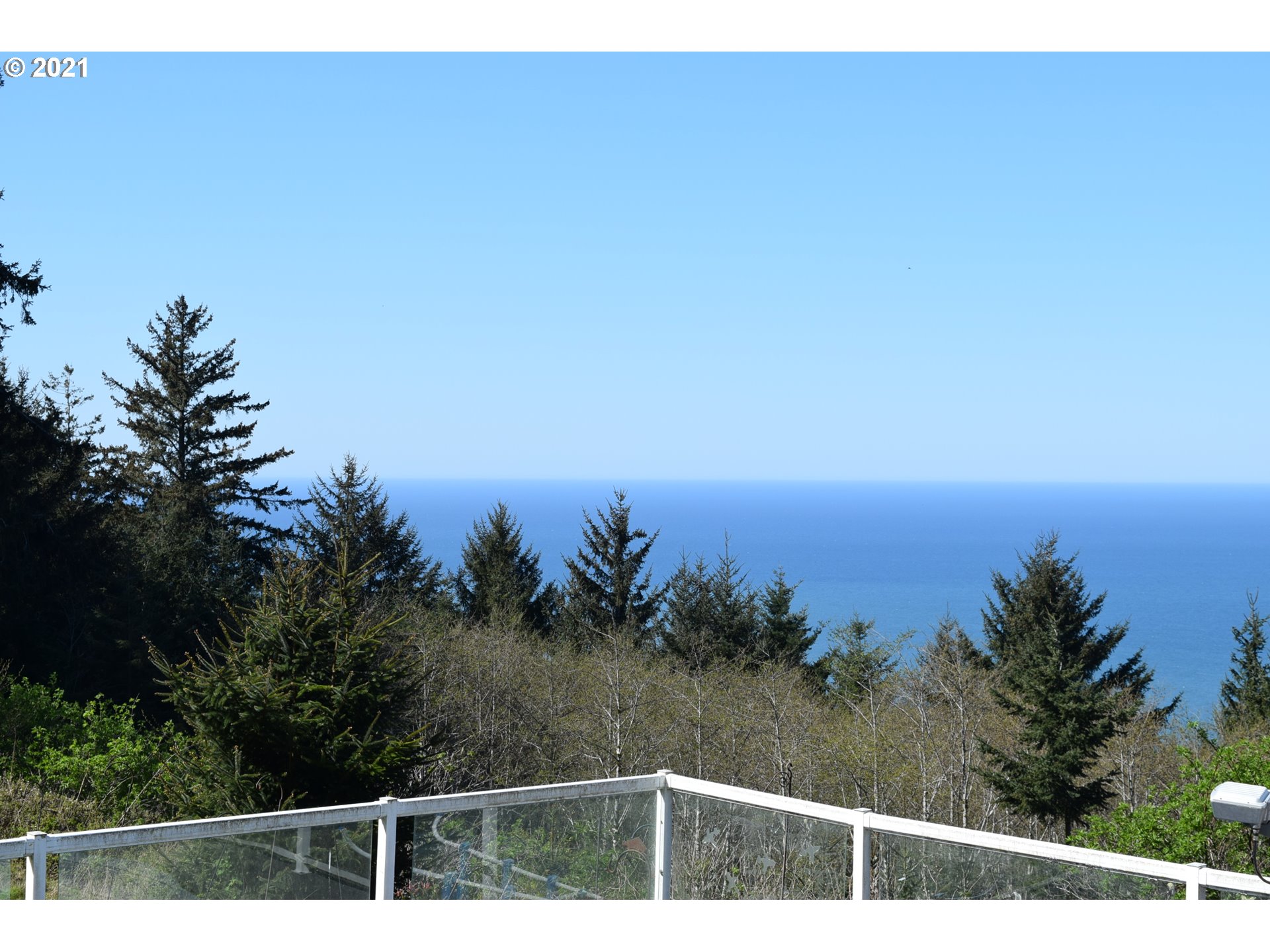 27290 Herman Road Gold Beach, OR 97444 - Photo 3 of 18