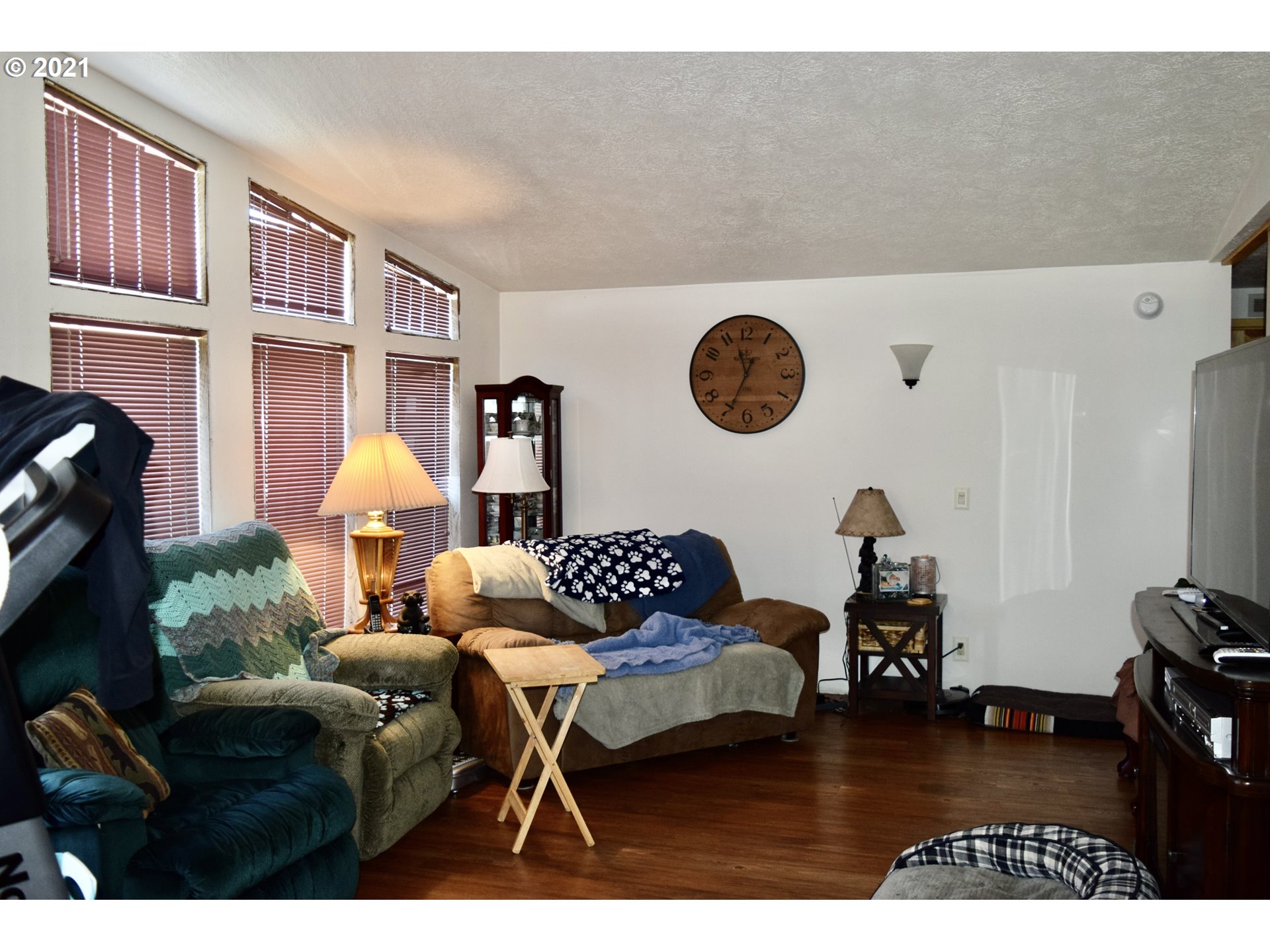 27290 Herman Road Gold Beach, OR 97444 - Photo 6 of 18