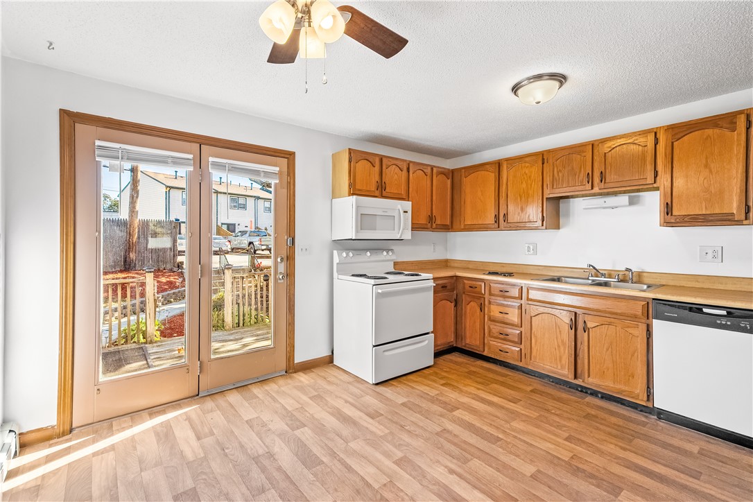 184 Argol Street, Unit C14 Pawtucket, RI 02860 - Photo 5 of 29