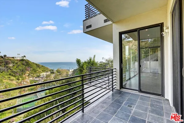 $18,000 | 3850 Rambla Orienta, Malibu, CA 90265