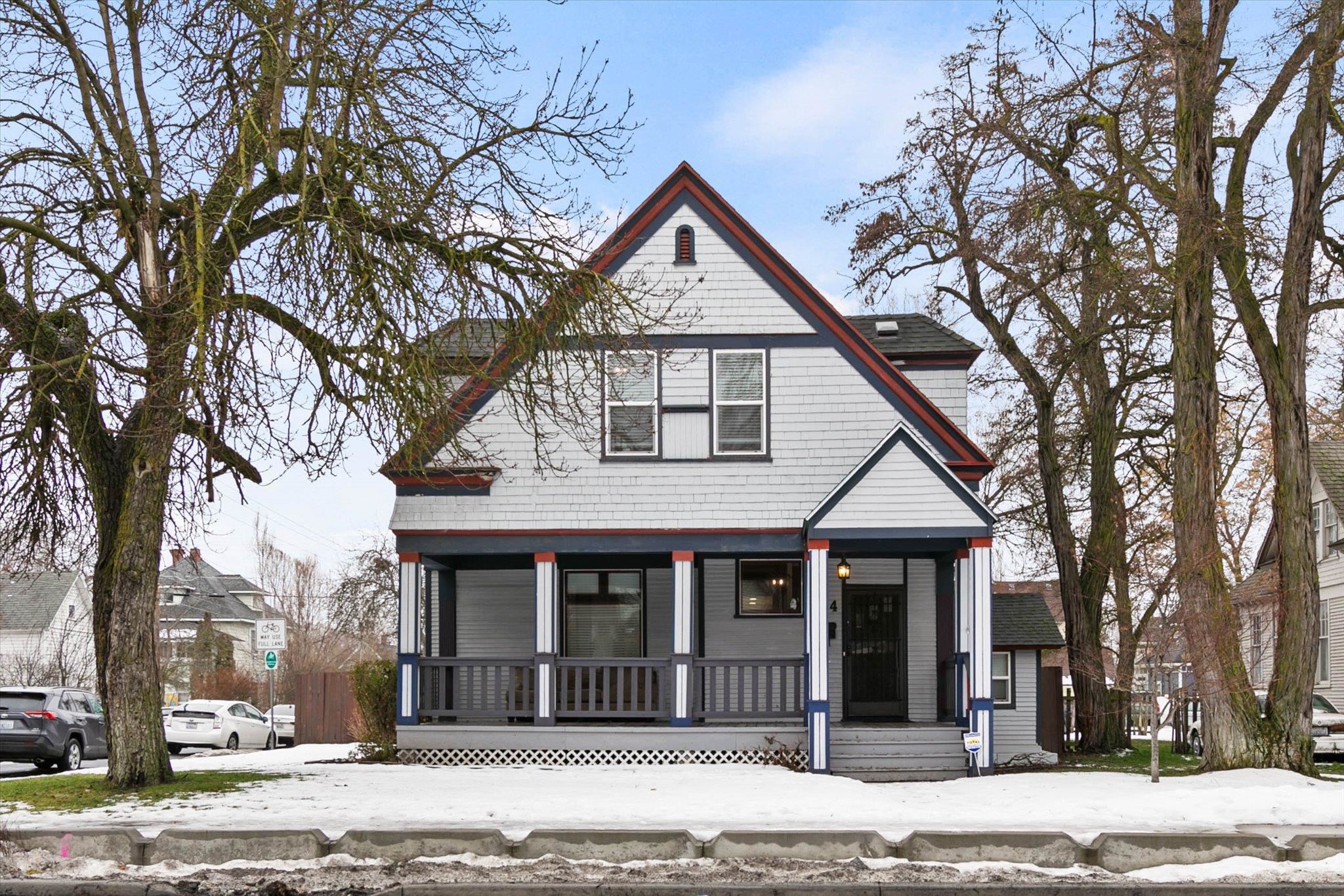 734 East Indiana Avenue Spokane, WA 99207 - Photo 2 of 31