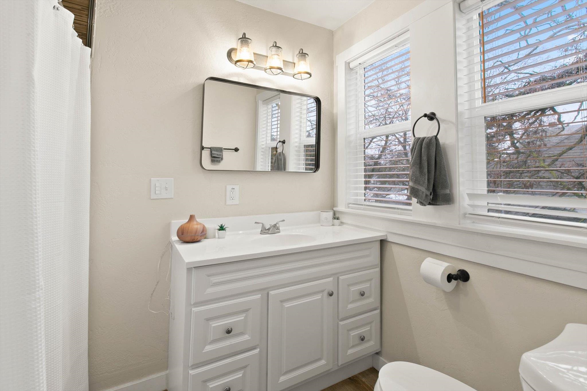 734 East Indiana Avenue Spokane, WA 99207 - Photo 24 of 31