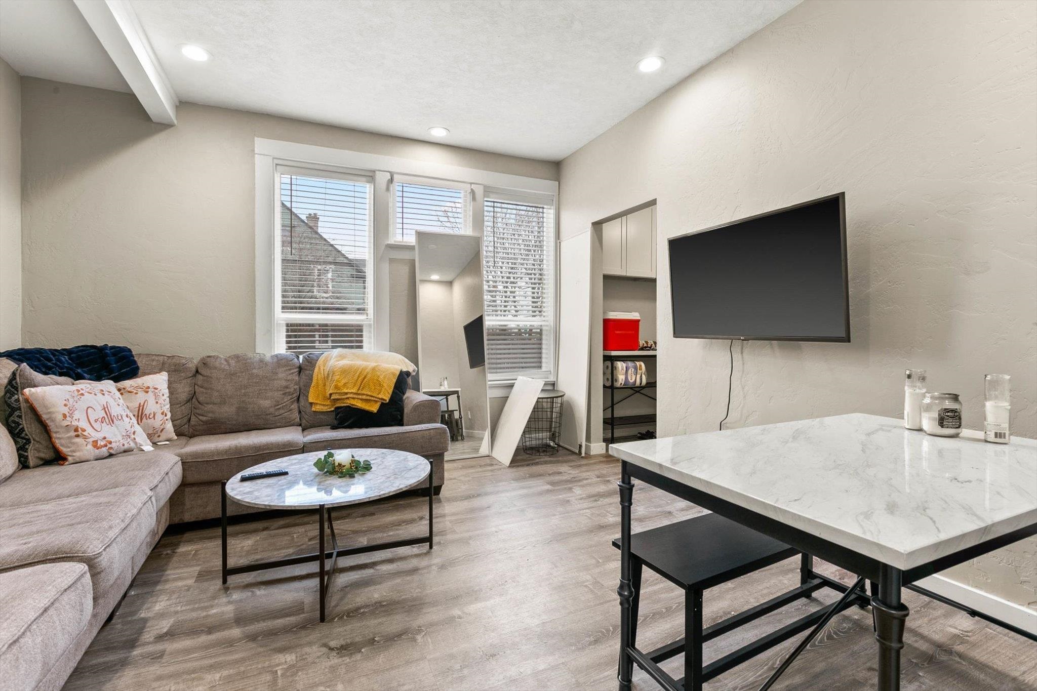 734 East Indiana Avenue Spokane, WA 99207 - Photo 8 of 31