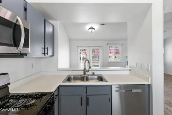 $380,000 | 1049 Barrington Avenue, Rosamond, CA 93560