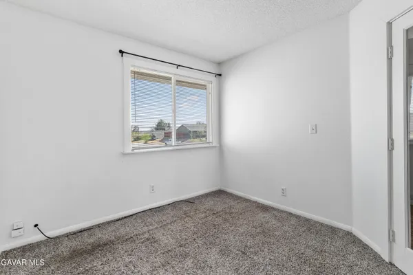 $380,000 | 1049 Barrington Avenue, Rosamond, CA 93560