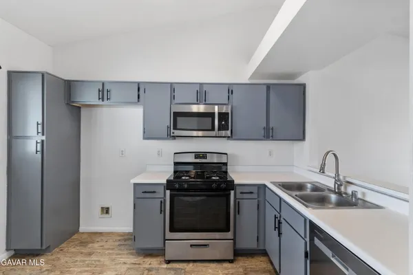 $380,000 | 1049 Barrington Avenue, Rosamond, CA 93560