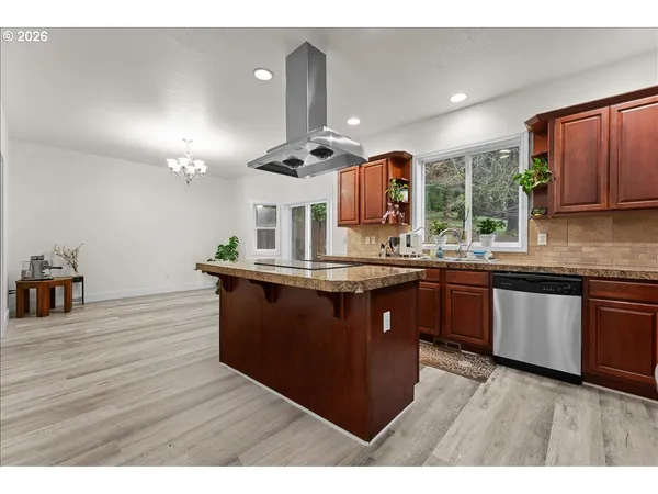$650,000 | 5022 Southeast 141st Place, Portland, OR 97236
