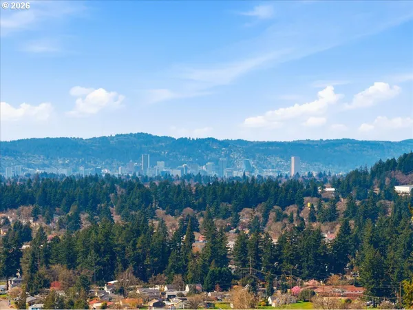 $650,000 | 5022 Southeast 141st Place, Portland, OR 97236