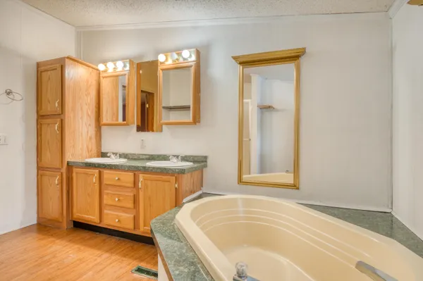 $165,000 | 1041 South Poplar Avenue, White Cloud, MI 49349