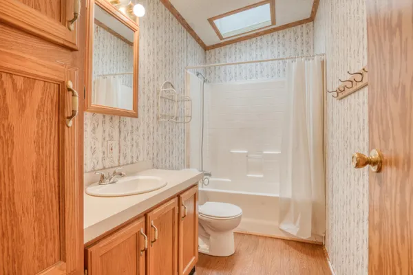 $165,000 | 1041 South Poplar Avenue, White Cloud, MI 49349