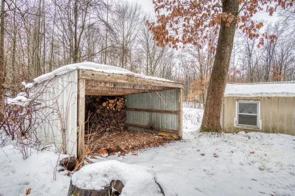 $165,000 | 1041 South Poplar Avenue, White Cloud, MI 49349