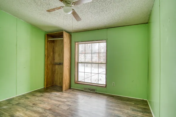 $165,000 | 1041 South Poplar Avenue, White Cloud, MI 49349